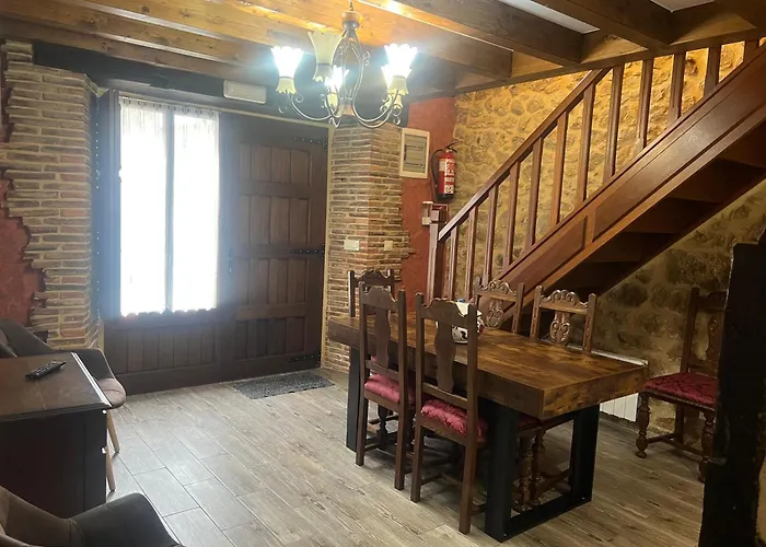 Apartamentos Legado De Santillana