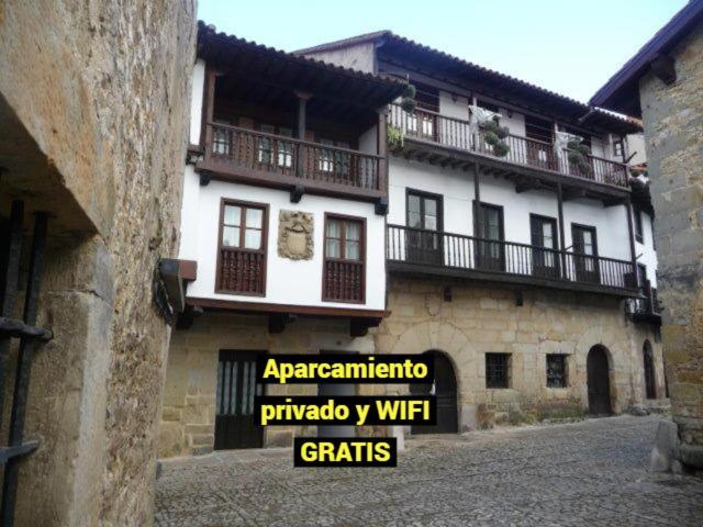 Legado De Santillana Apartment