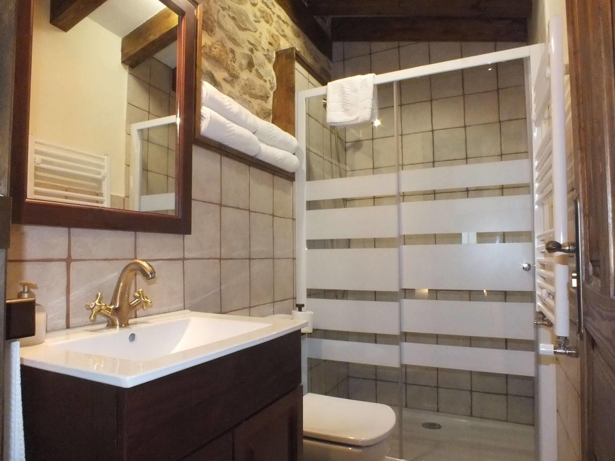 Legado De Santillana Apartment